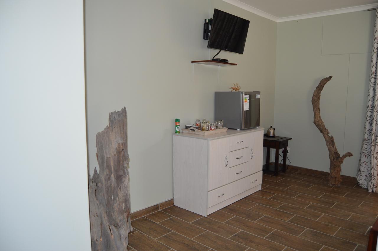 Kamaku Guesthouse Cc Otjiwarongo Exterior photo